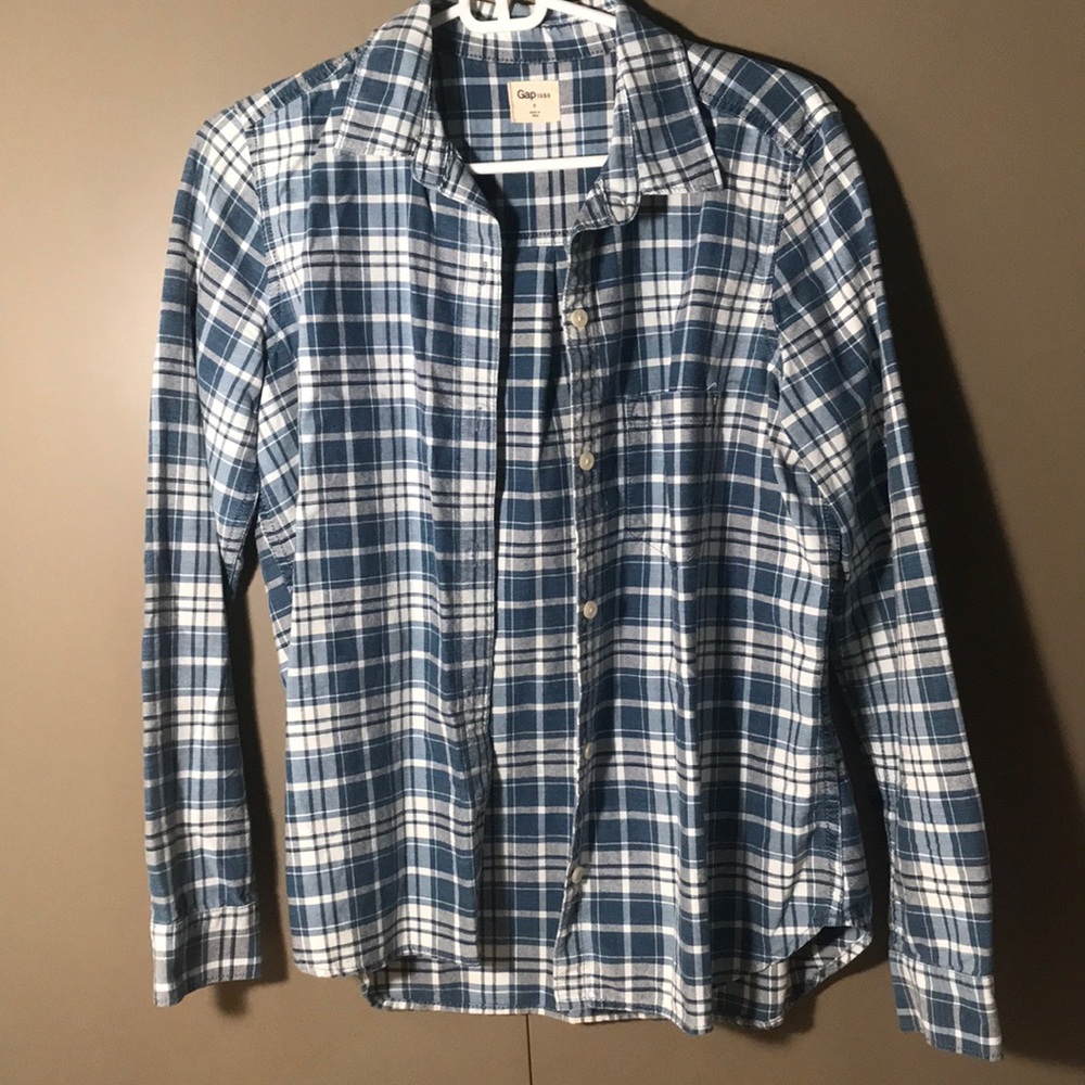 Patterned button down